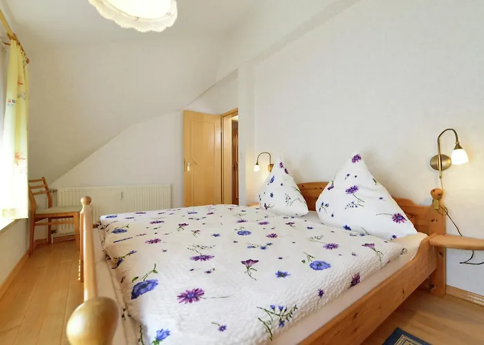 Quaint Apartment In Eimelrod Near Lake And Water Sports