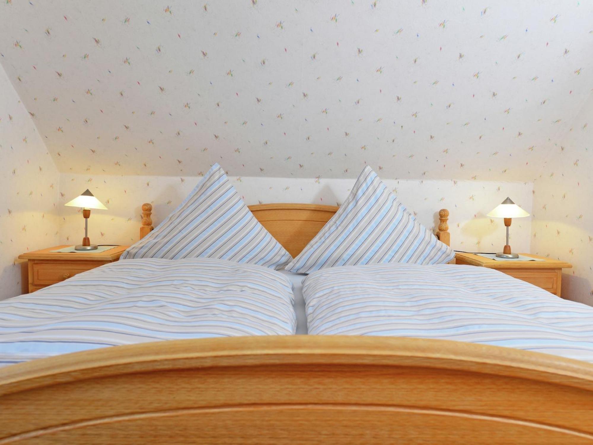 Quaint In Eimelrod Near And Water Sports * Willingen (Upland)