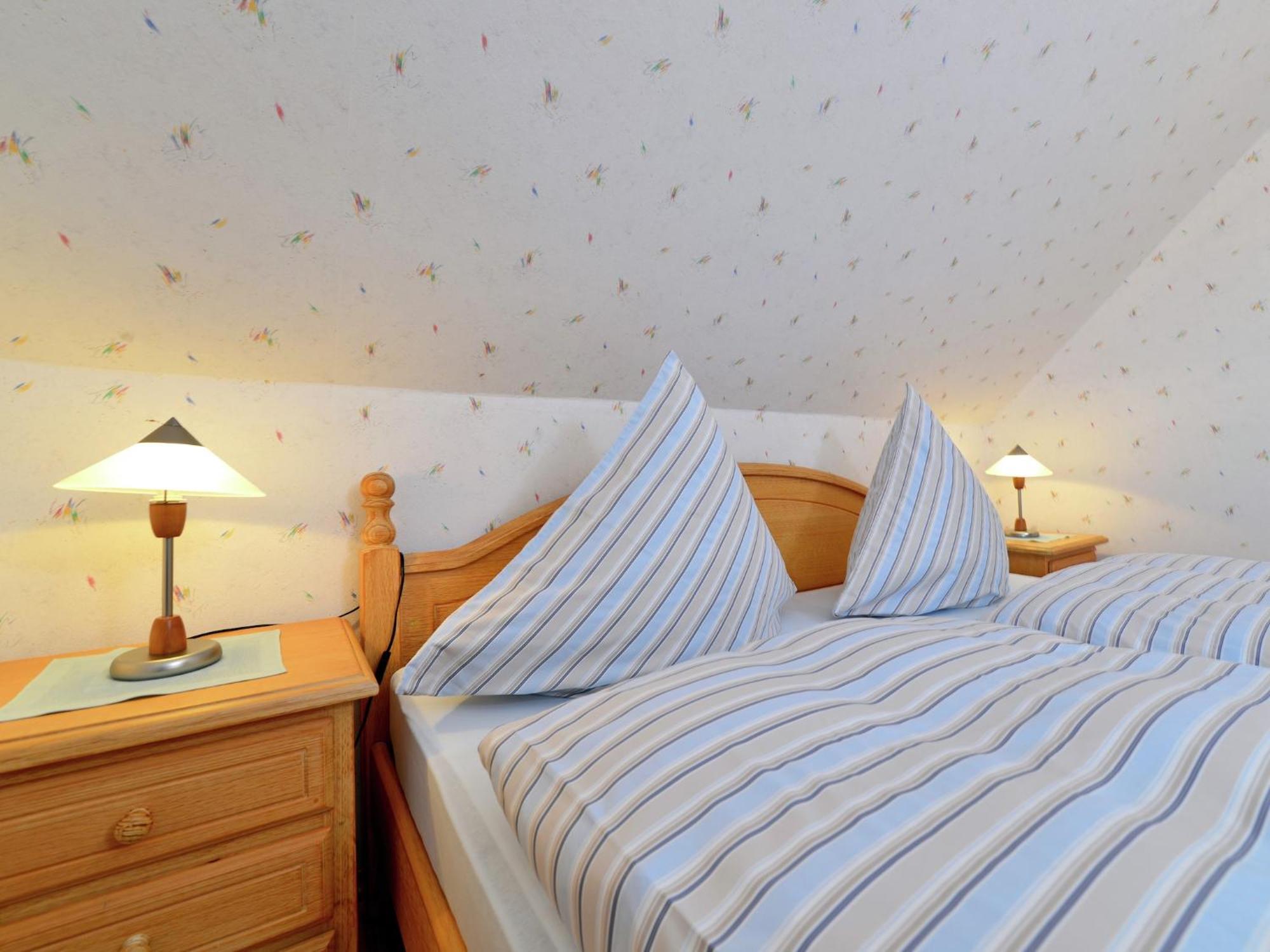 Quaint In Eimelrod Near And Water Sports * Willingen (Upland)